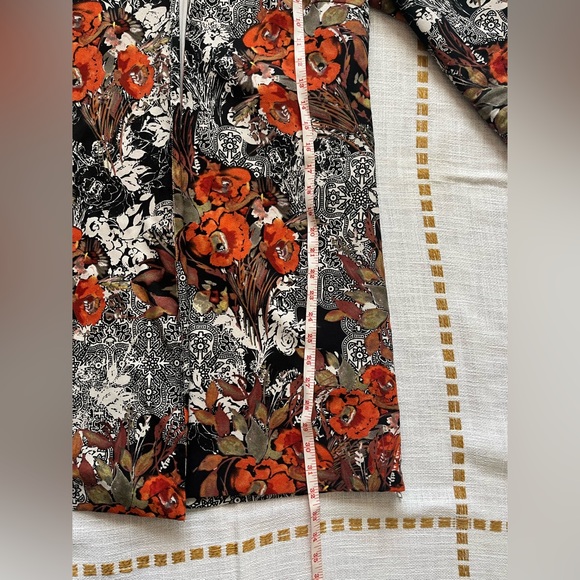 Long Floral Collarless Blazer Jacket - Picture 9 of 12